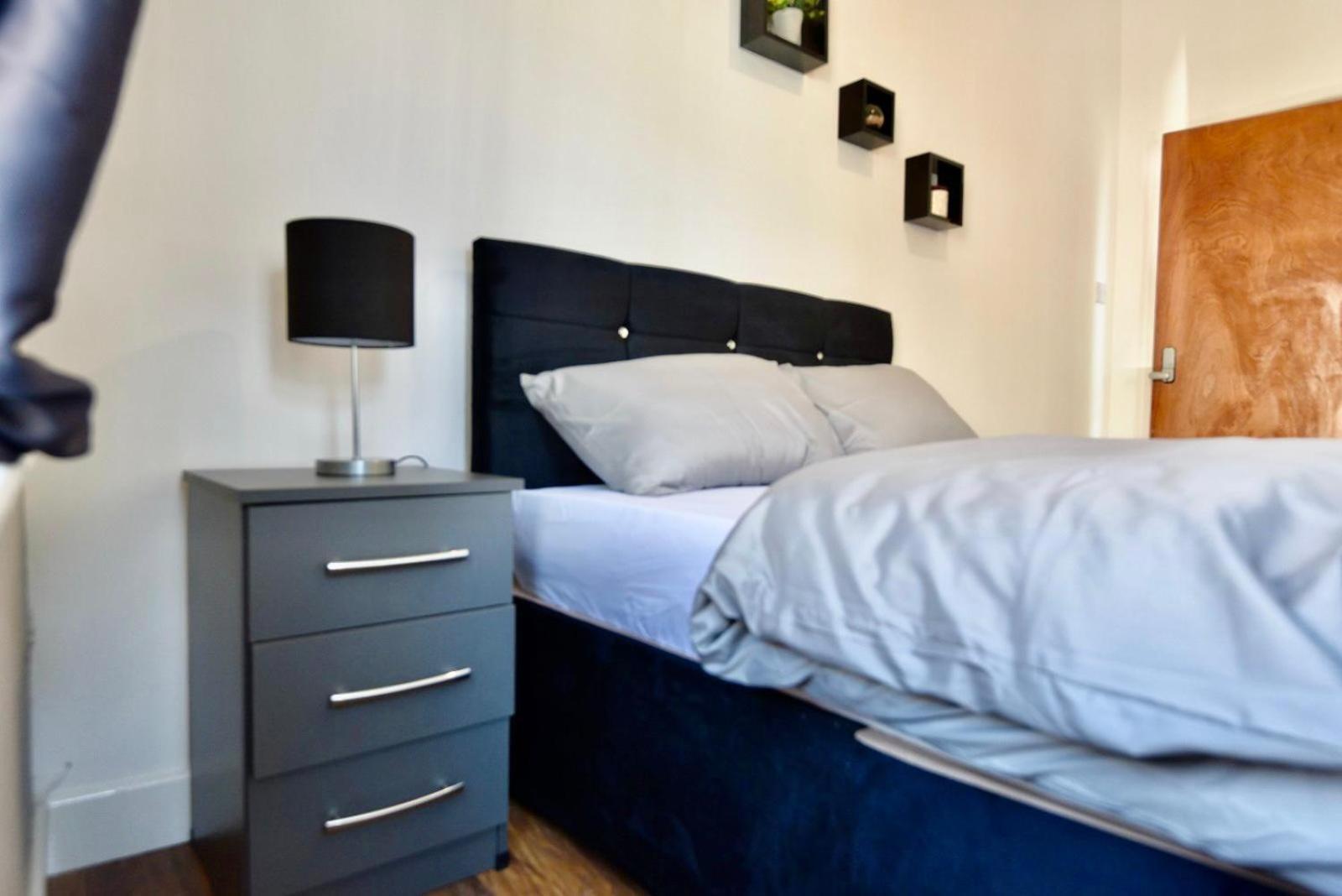 Come On In Lucas Street Newport Train Station Sleep Upto 8ヴィラ 部屋 写真