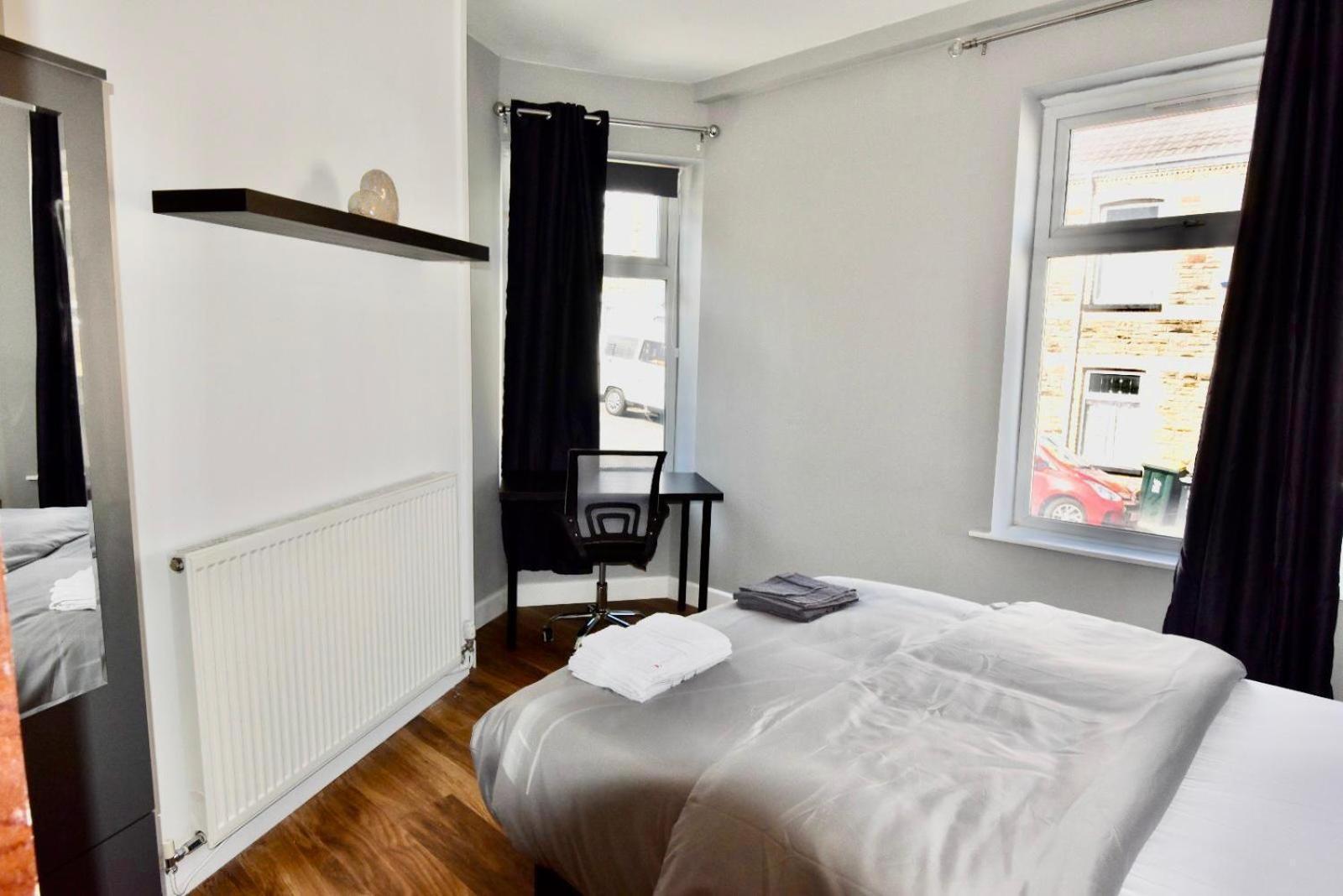 Come On In Lucas Street Newport Train Station Sleep Upto 8ヴィラ 部屋 写真